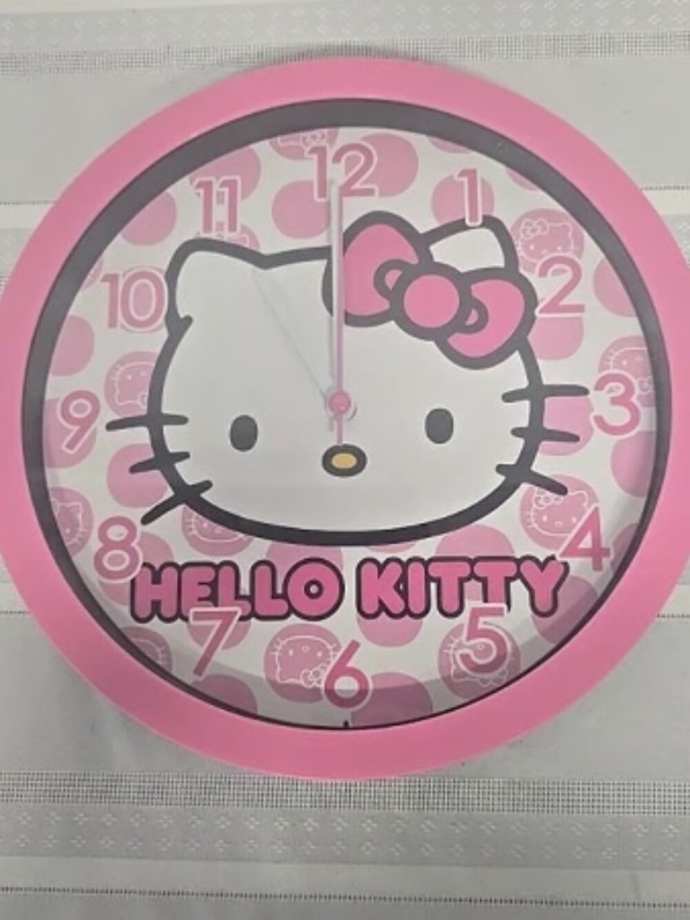 Hello Kitty Pink Round Analog Wall Clock Battery-Operated